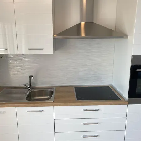 Apartment Moderne Mit Grillplatz Auf Dem Balkon *